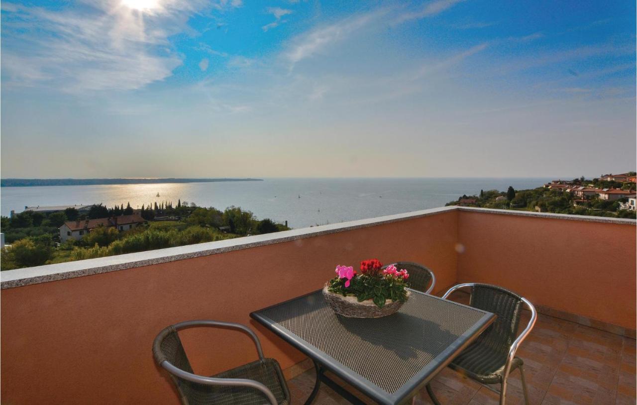 2 Bedroom Amazing Apartment In Portoroz Luaran gambar