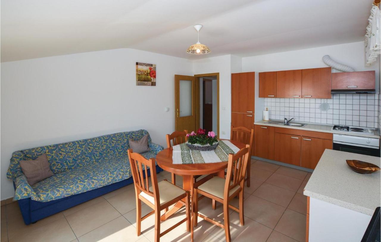 2 Bedroom Amazing Apartment In Portoroz Luaran gambar
