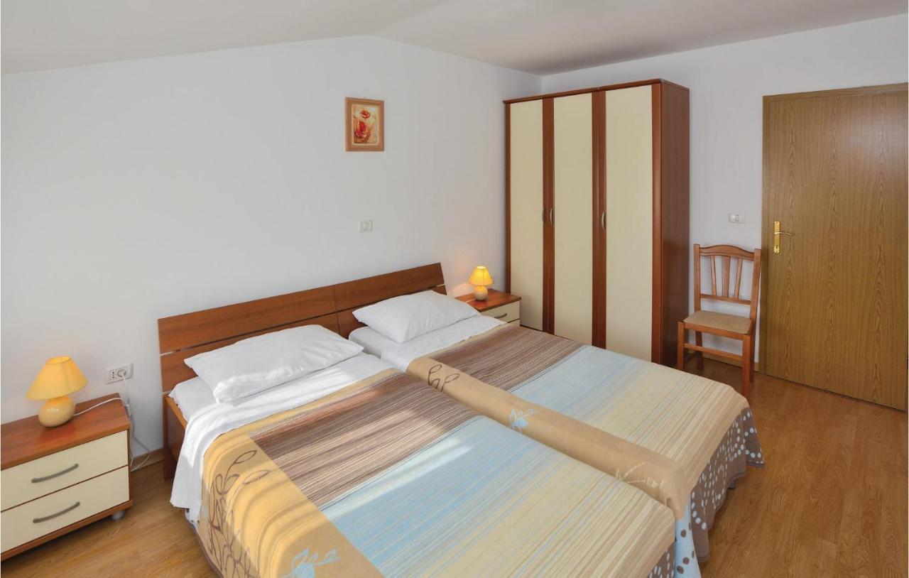 2 Bedroom Amazing Apartment In Portoroz Luaran gambar